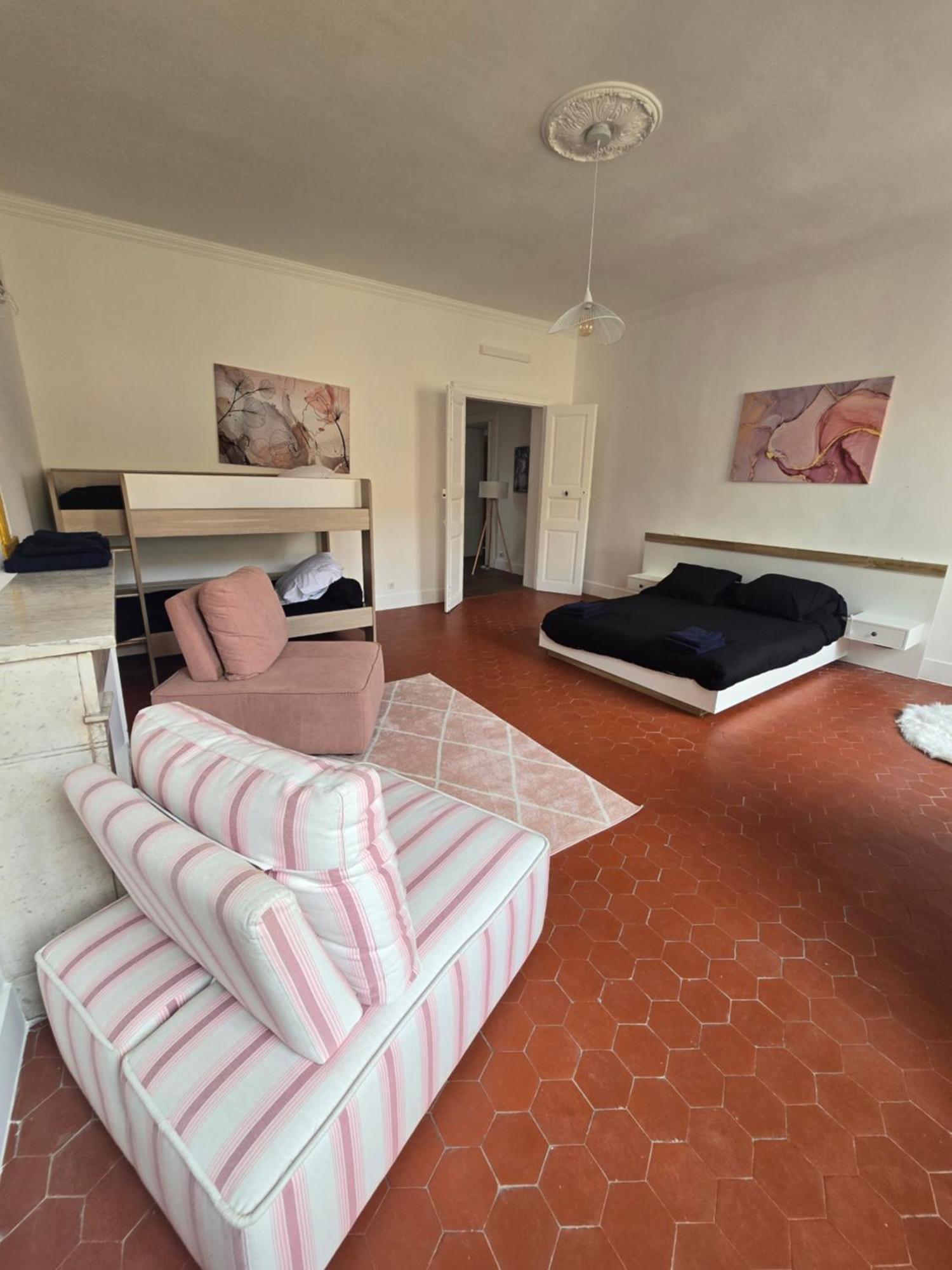 L'Avejan 170 M² 3 Chambres Ales Centre Ville Dış mekan fotoğraf